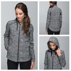 Lululemon Spring Forward Jacket- Plush Petal Black Ghost / Black